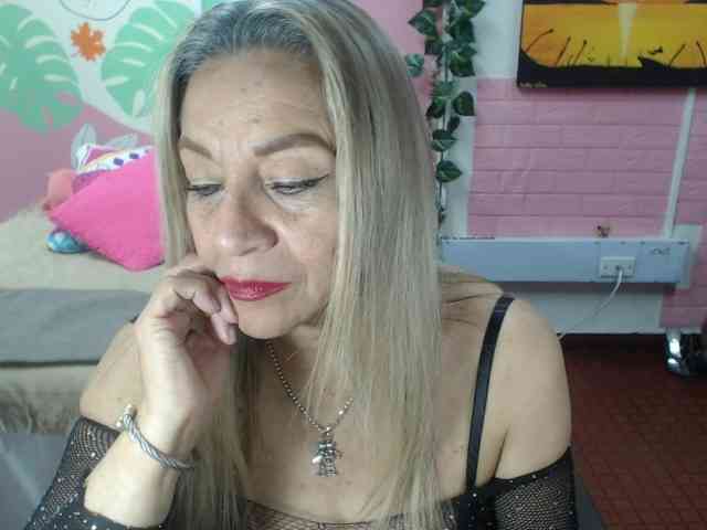 valeria-sexy webcam