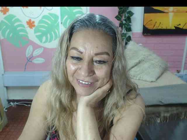 valeria-sexy webcam