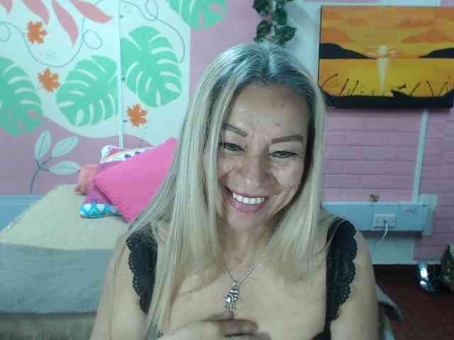 valeria-sexy webcam