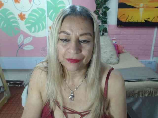 valeria-sexy webcam