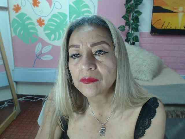 valeria-sexy webcam