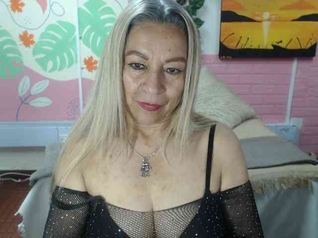 valeria-sexy webcam