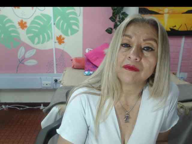 valeria-sexy webcam
