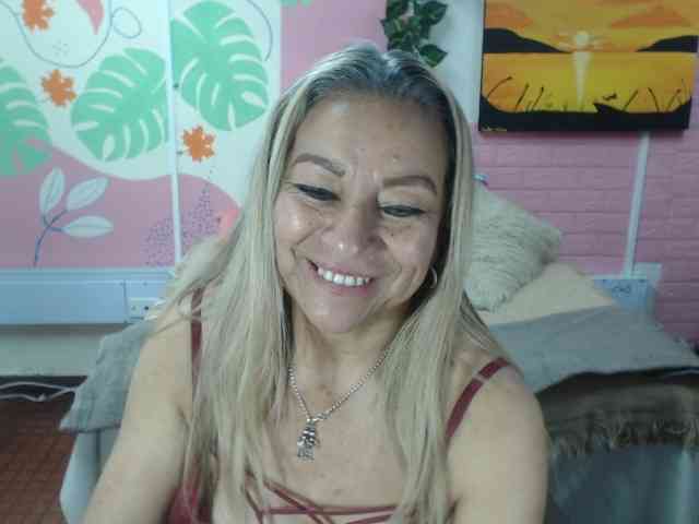 valeria-sexy webcam