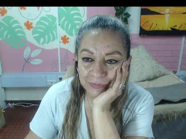 valeria-sexy webcam