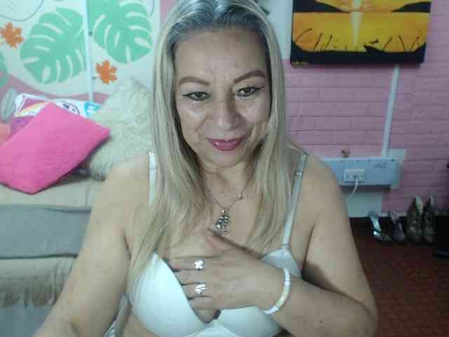 valeria-sexy webcam