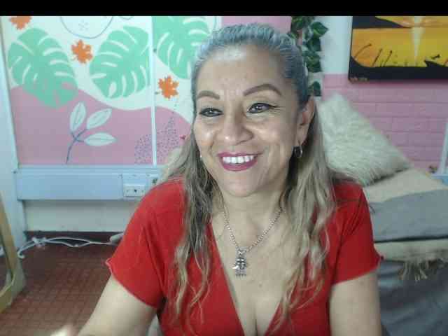 valeria-sexy