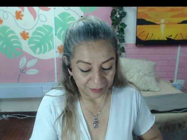 valeria-sexy webcam