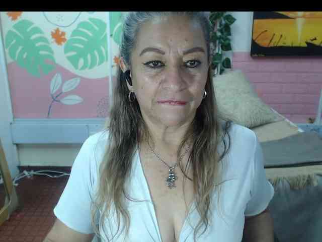 valeria-sexy webcam
