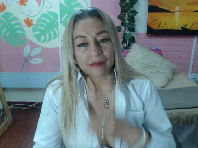 valeria-sexy webcam