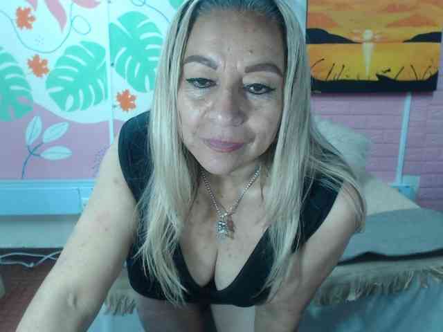 valeria-sexy webcam
