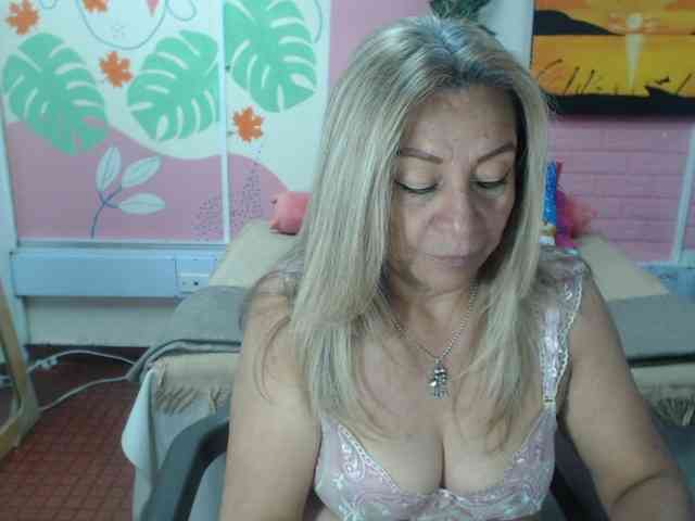 valeria-sexy webcam