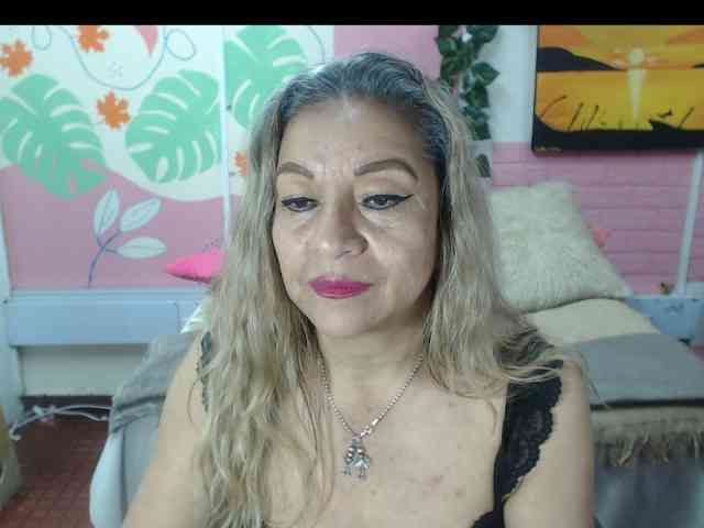 valeria-sexy webcam