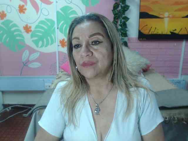 valeria-sexy Live Webcam on BongaCams