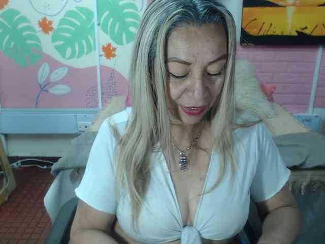 valeria-sexy webcam