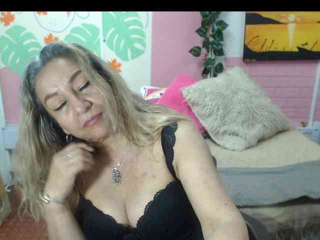 valeria-sexy webcam