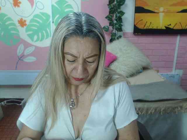 valeria-sexy webcam