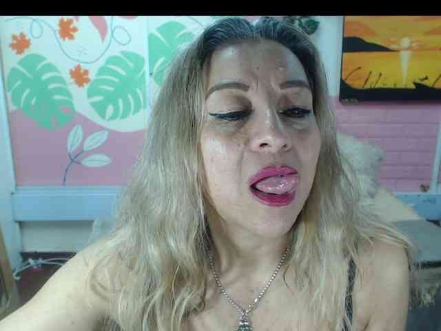 valeria-sexy webcam