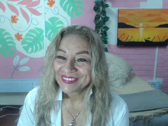 valeria-sexy valeria-sexy