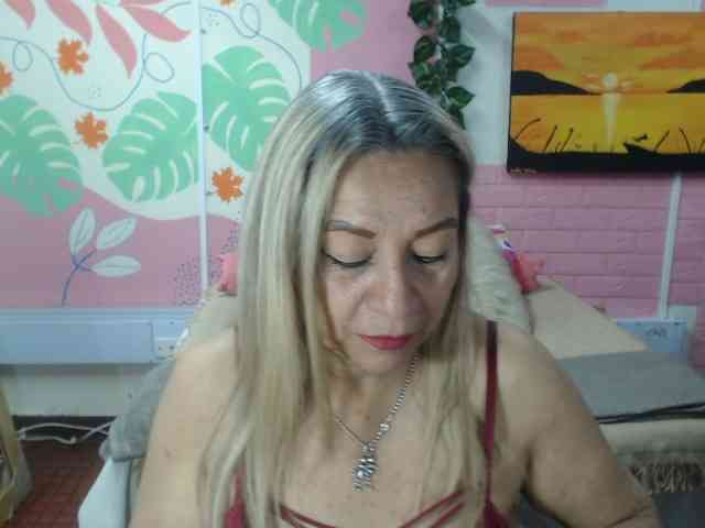 valeria-sexy webcam