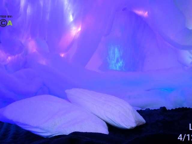 LishaDivine's BongaCams show and profile