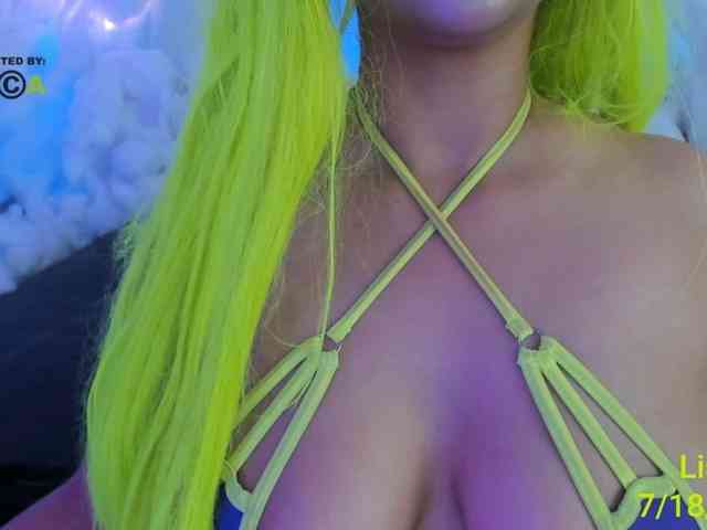 Lishasworld webcam