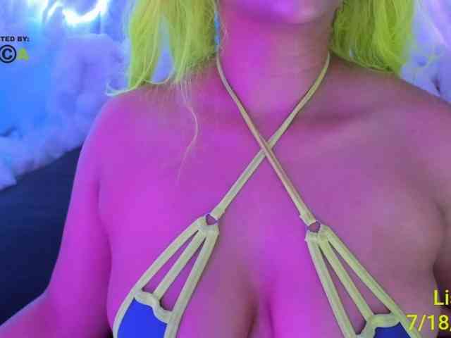 Lishasworld webcam