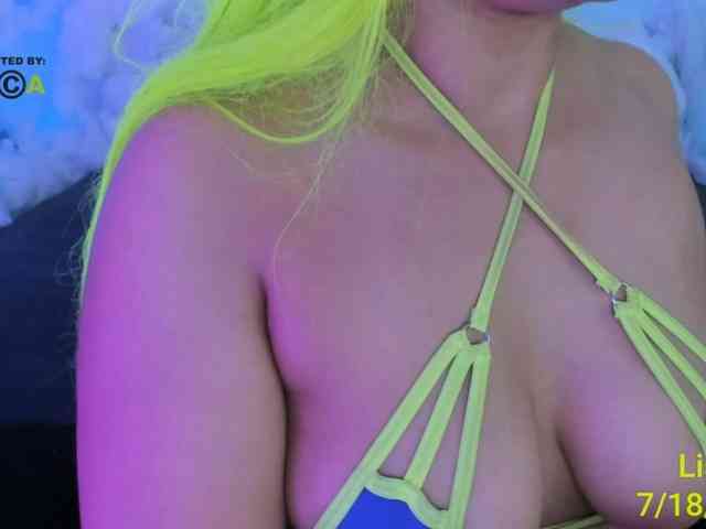 Lishasworld webcam