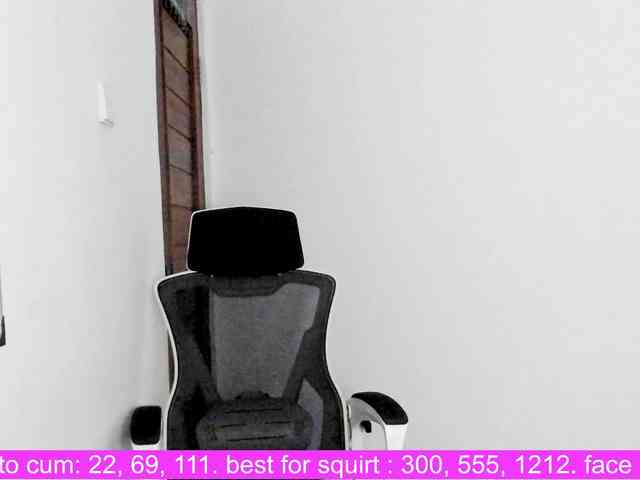 Fresh_Mika webcam