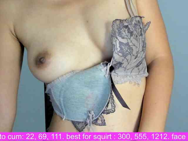Fresh_Mika webcam