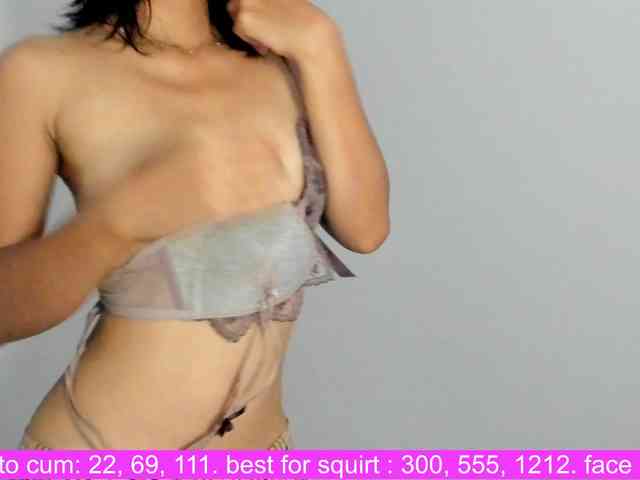 Fresh_Mika webcam