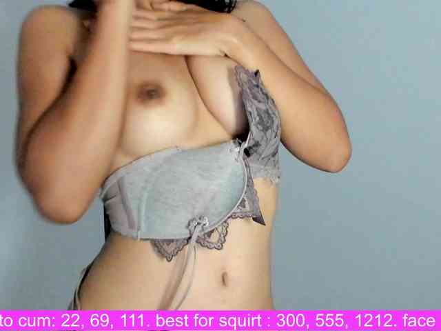 Fresh_Mika webcam