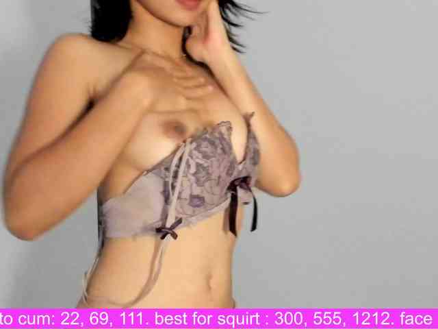 Fresh_Mika webcam