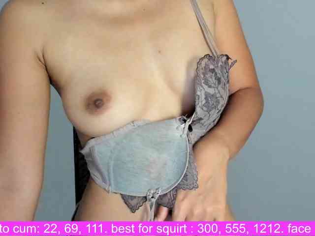 Fresh_Mika webcam