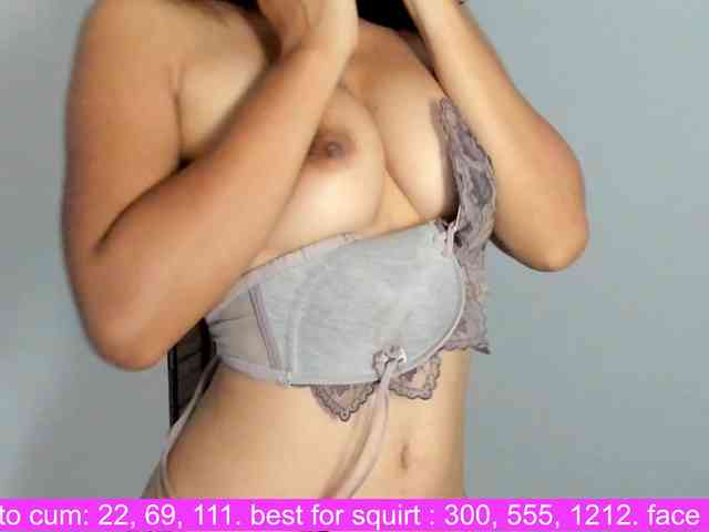 Fresh_Mika webcam