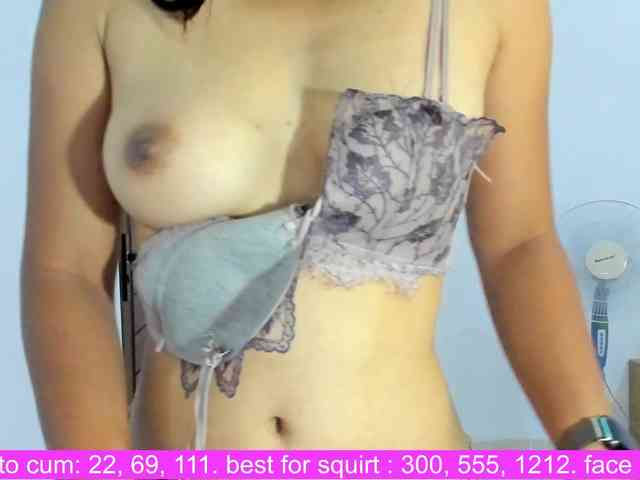 Laras23 Live Webcam on BongaCams Laras23 Live Webcam on BongaCams