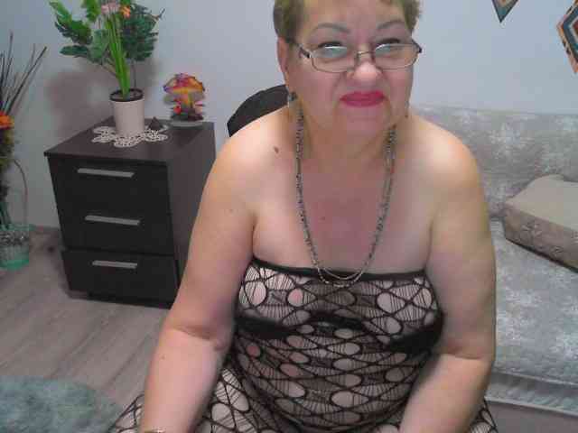 Vyka-Vyka Live Webcam on BongaCams