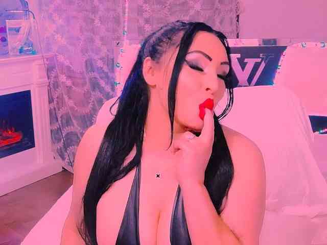 AliyaMoon webcam