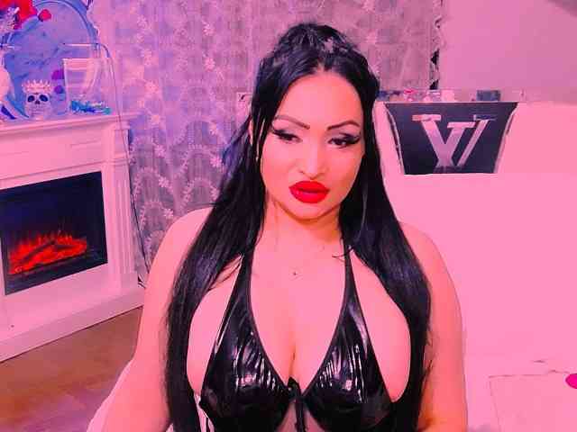 AliyaMoon webcam
