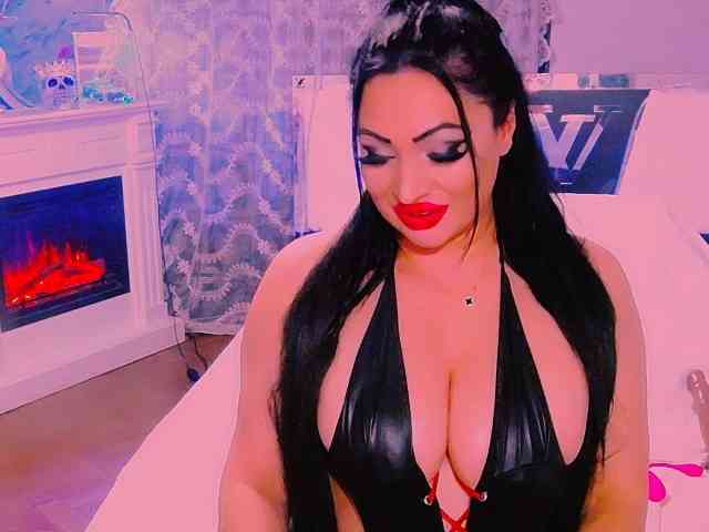 AliyaMoon webcam