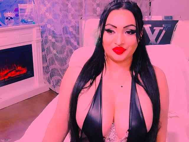 AliyaMoon webcam