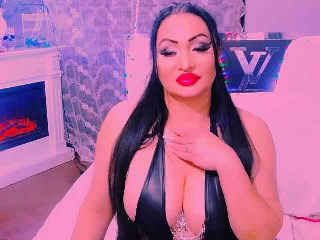 AliyaMoon webcam
