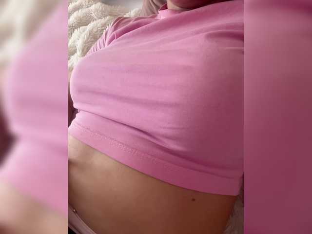 AlisaKisa555's BongaCams show and profile