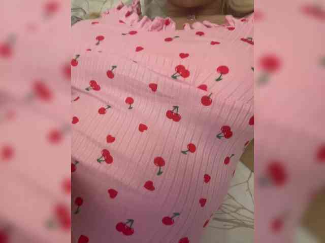 AlisaKisa555 webcam