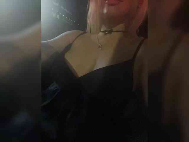 AlisaKisa555 webcam
