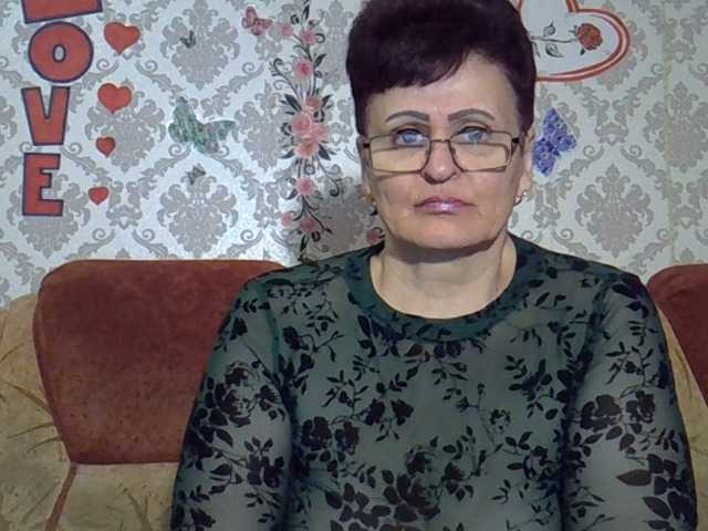 PaulaGolden's BongaCams show and profile