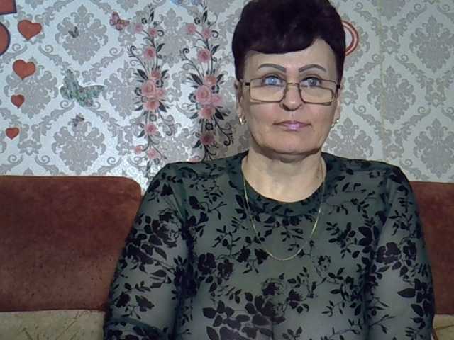 PaulaGolden's BongaCams show and profile