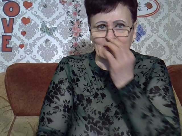 PaulaGolden's BongaCams show and profile