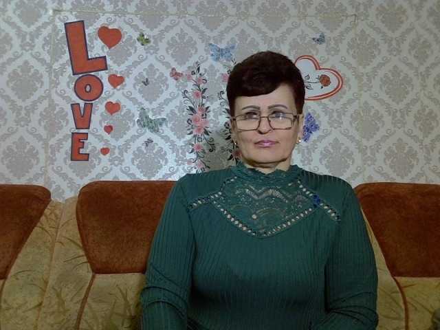 PaulaGolden's BongaCams show and profile