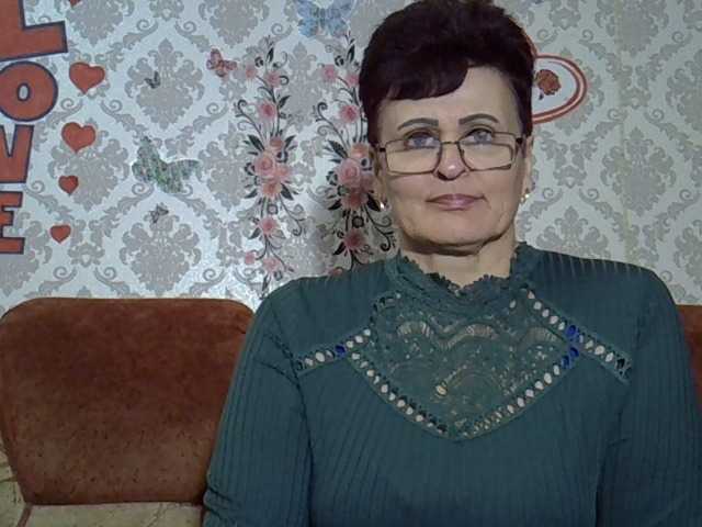 PaulaGolden's BongaCams show and profile